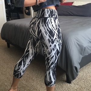 Hardcore Crop Leggings